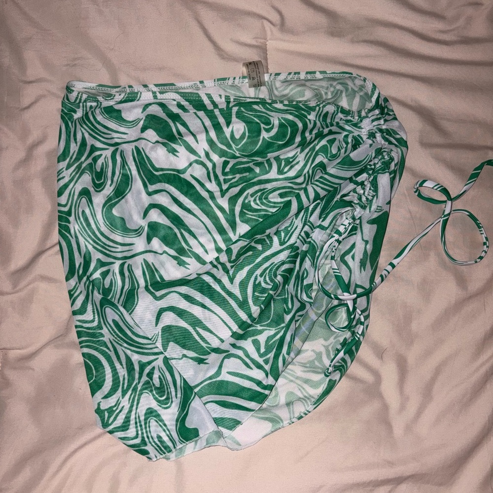 Women’s bikini cover up